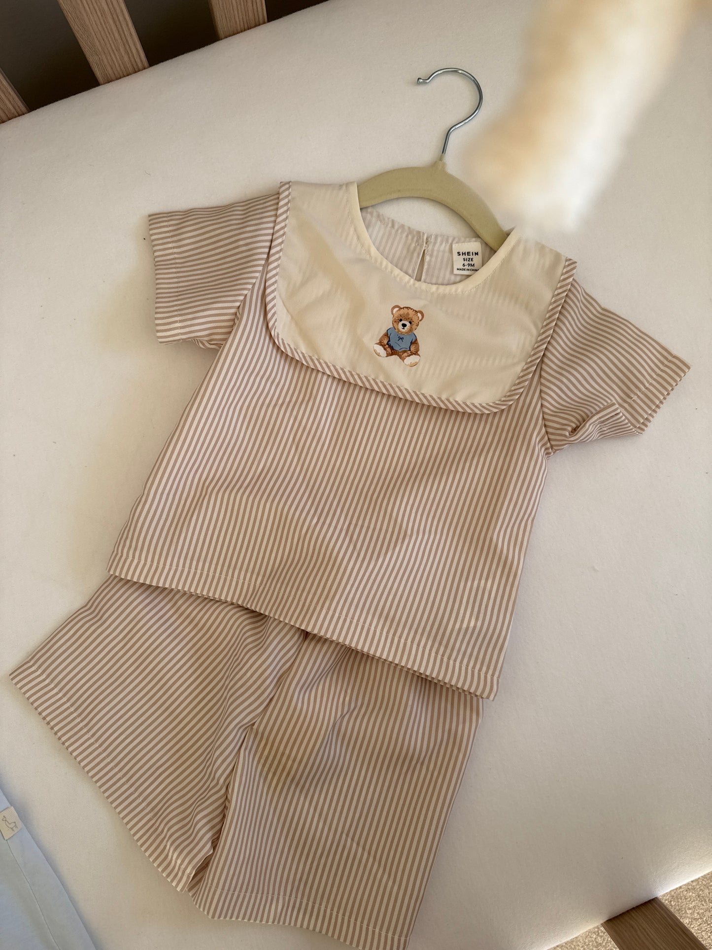 Never been worn 6-9m