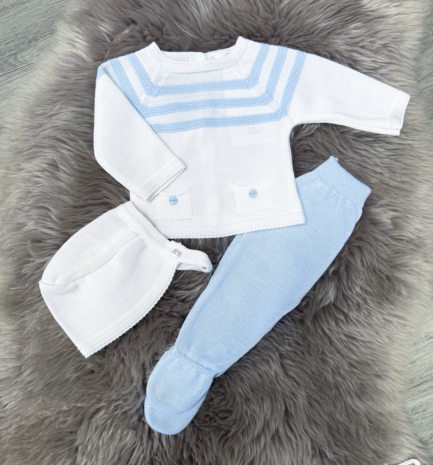 Julius 2 Piece With Bonnet