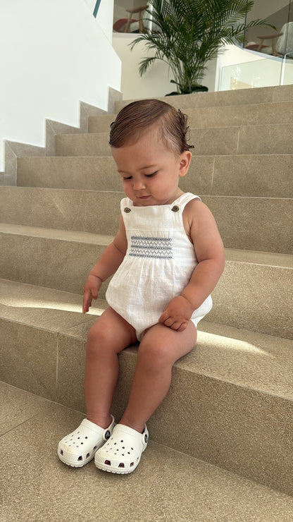 Worn once size 12months