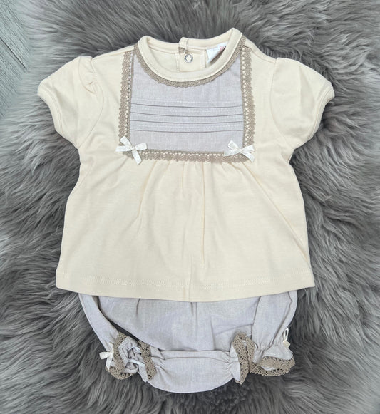 Pretty In Beige