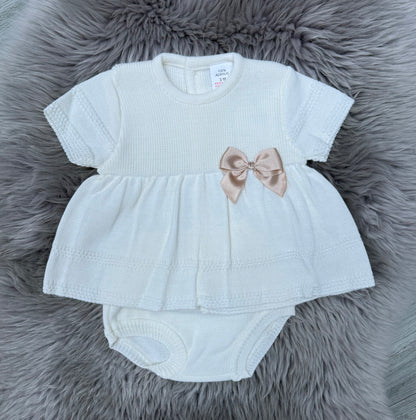 Cream Lilly Outfit
