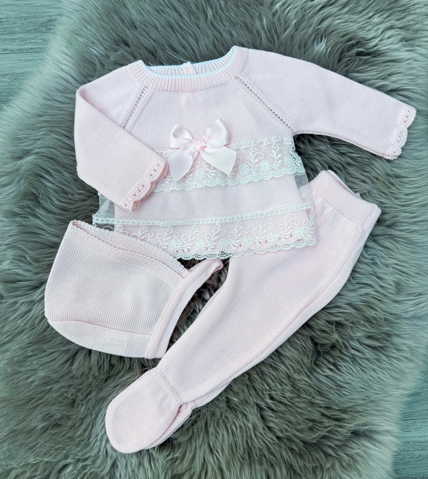 Arianna 3 Piece
