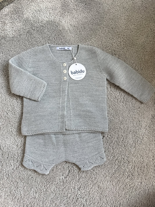 Brand new 6m grey Babidu set