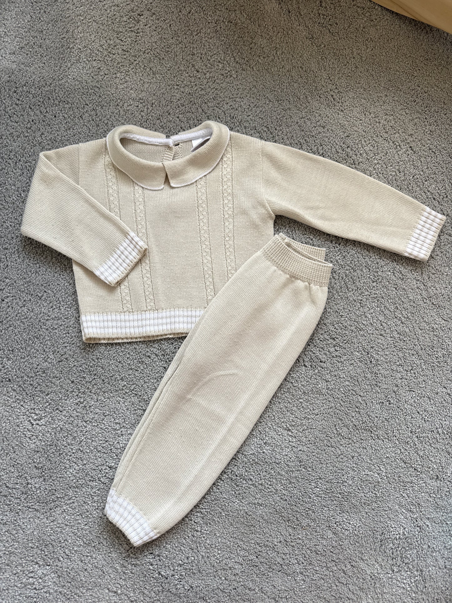 9-12m beige knit set