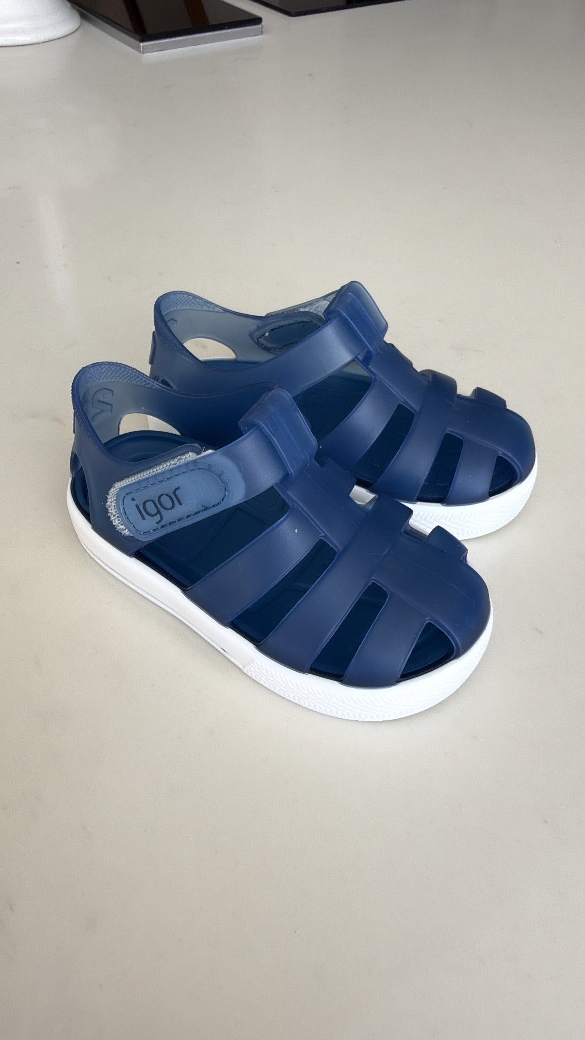 Size 4 never been worn