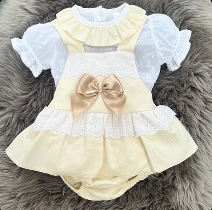 Lilly Outfit Ivory