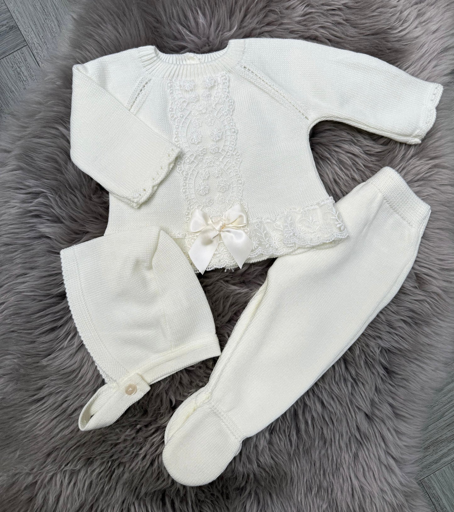 Cream Lace 3 piece