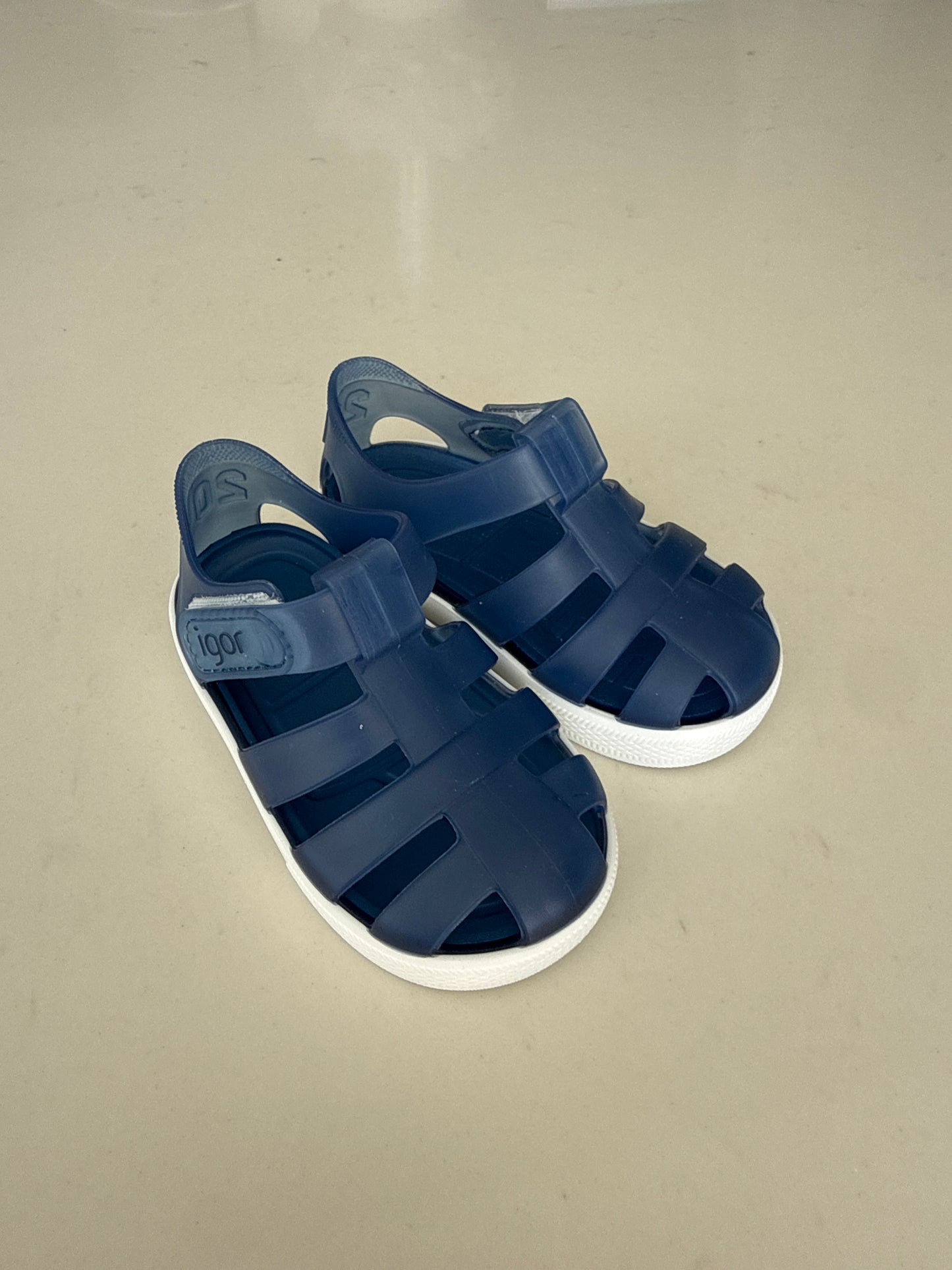 Size 4 never been worn