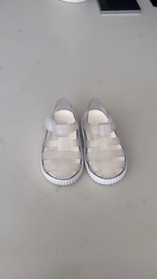 Size 4 basically brand new